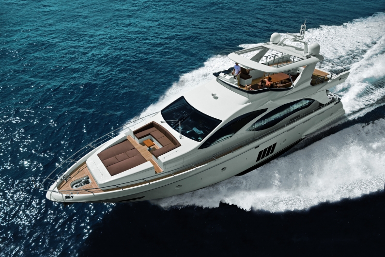 Azimut Flybridge Collection